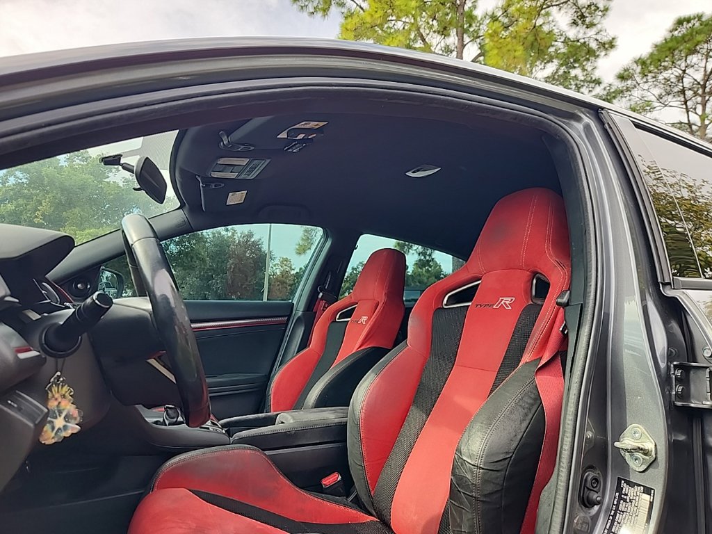 Used 2019 Honda Civic Type R image 2
