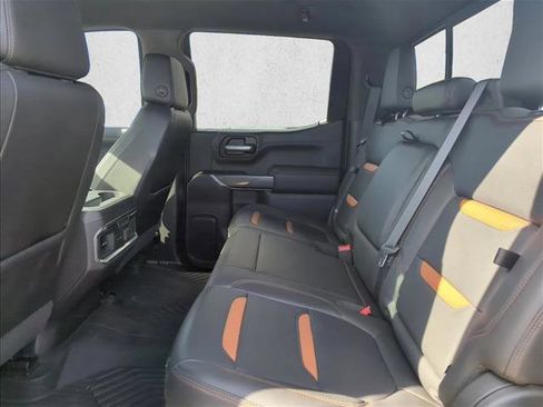Used 2020 GMC Sierra 1500 AT4 w/ AT4 Premium Package AWD/4WD image 17