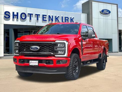 Used 2024 Ford F250 Lariat w/ Sport Appearance Package AWD/4WD image 3