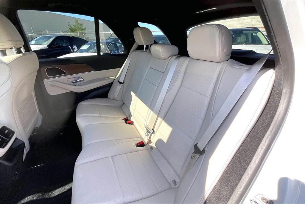 Certified 2025 Mercedes-Benz GLE 450 4MATIC image 18