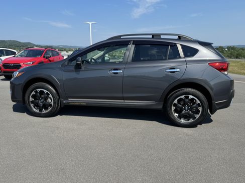 Used 2022 Subaru Crosstrek 2.0i Premium w/ Moonroof Package AWD/4WD image 7