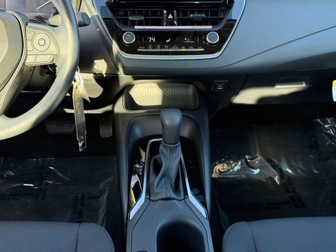 Certified 2025 Toyota Corolla LE image 15