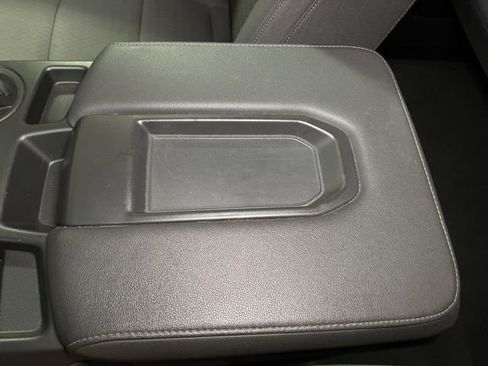 Used 2025 Chevrolet Silverado 2500 LT w/ Convenience Package image 34