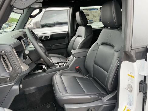 New 2026 Ford Bronco Outer Banks AWD/4WD image 23
