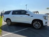 Used 2021 GMC Yukon XL Denali image 4
