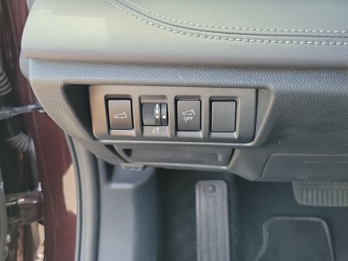 Certified 2024 Subaru Outback Touring AWD/4WD image 27