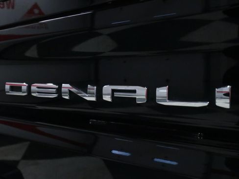 Used 2023 GMC Sierra 1500 Denali w/ Denali Reserve Package image 36