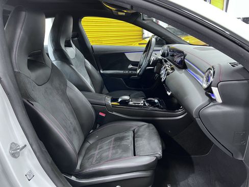 Used 2023 Mercedes-Benz CLA 250 image 17