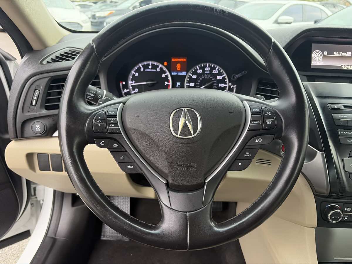 Used 2013 Acura ILX w/ Premium Package FWD image 35