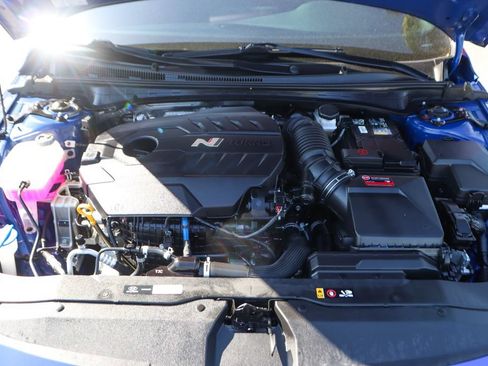 Used 2025 Hyundai Elantra N FWD image 11