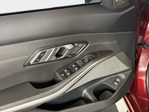 Used 2023 BMW M3 RWD image 39