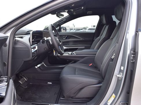 New 2026 Cadillac Lyriq V AWD/4WD image 66