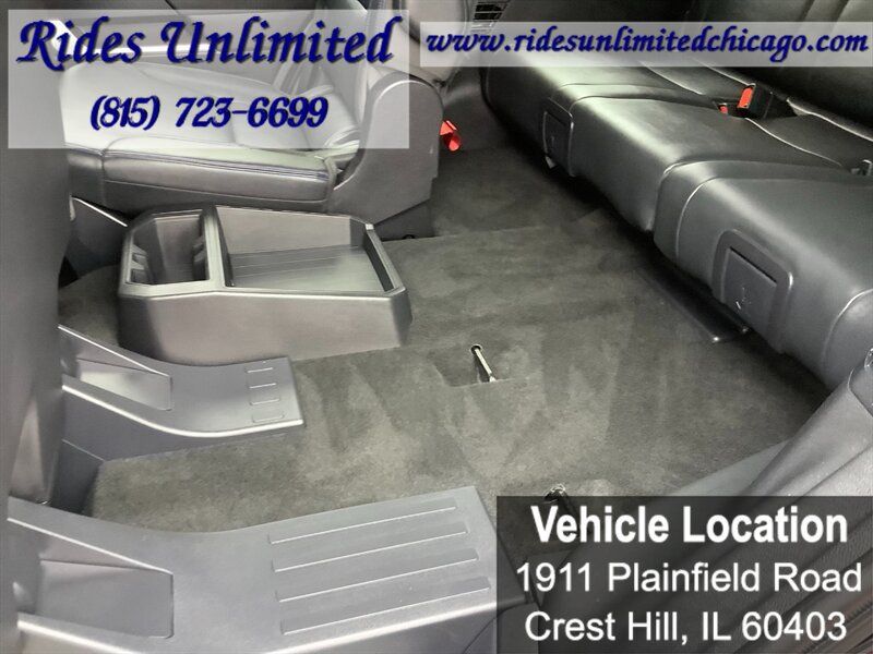 Used 2023 Toyota Sequoia Platinum AWD/4WD image 28