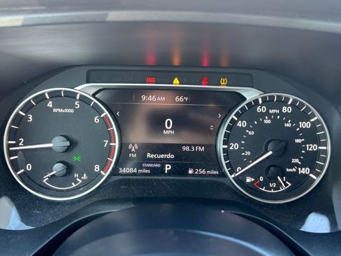 Used 2024 Nissan Rogue SV image 40