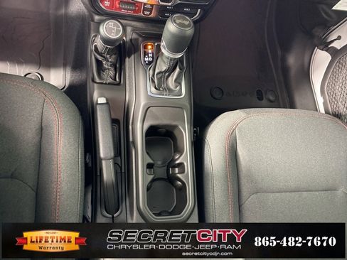 New 2026 Jeep Wrangler Unlimited Rubicon image 24