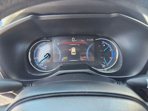 Certified 2025 Toyota RAV4 LE image 23