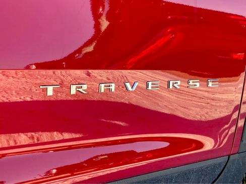 New 2026 Chevrolet Traverse LT w/ LPO, Floor Liner Package image 17