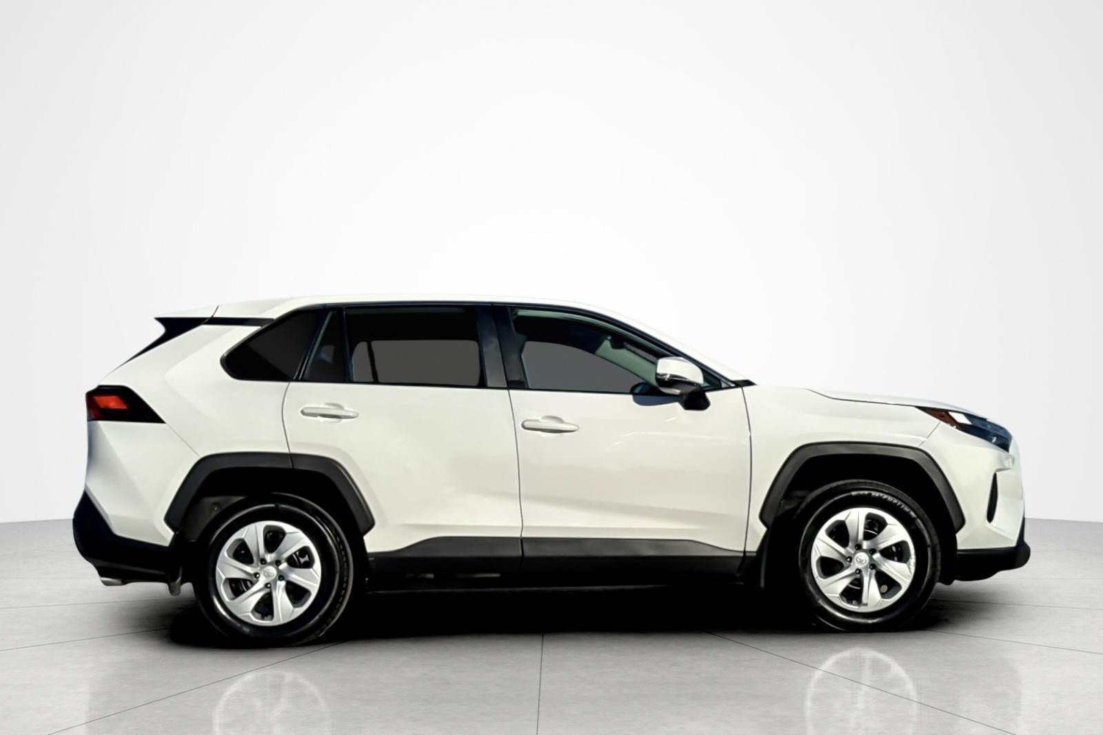 Certified 2024 Toyota RAV4 LE FWD image 6