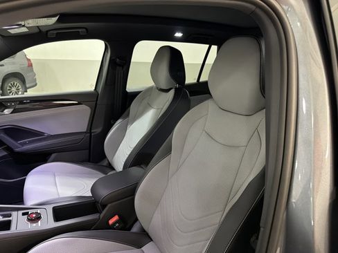 New 2026 Volkswagen Tiguan SE R-Line AWD/4WD image 14