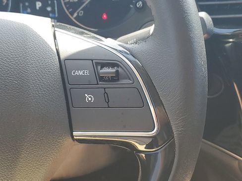 Used 2017 Mitsubishi Outlander ES FWD image 20