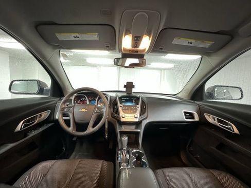 Used 2017 Chevrolet Equinox LS FWD image 18
