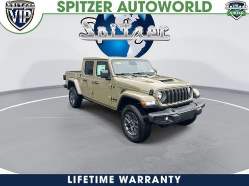 New 2026 Jeep Gladiator Sport AWD/4WD image 2
