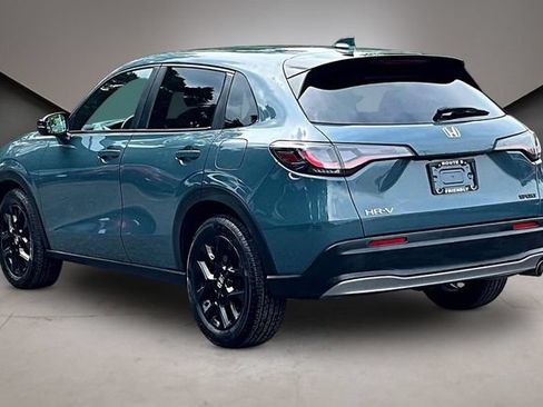 Used 2024 Honda HR-V Sport image 4