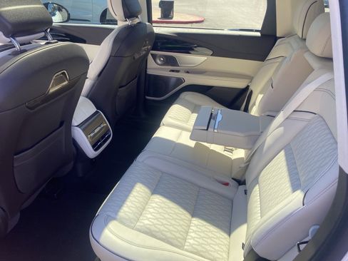 Used 2024 Lincoln Nautilus Black Label image 22