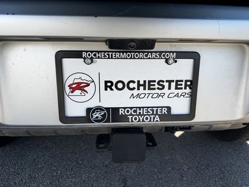 Used 2023 Land Rover Defender 110 75th Limited Edition image 39