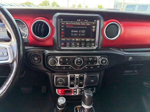 Used 2021 Jeep Wrangler Unlimited Rubicon AWD/4WD image 20