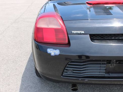 Used 2001 Toyota MR2 RWD image 30