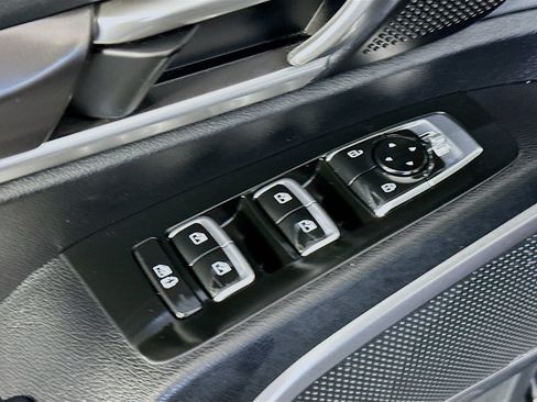 Used 2024 Kia Telluride S w/ S Sunroof Package FWD image 18