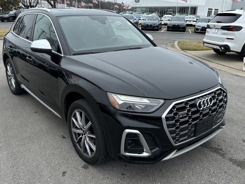 Used 2023 Audi SQ5 Premium Plus w/ Premium Plus Package image 2