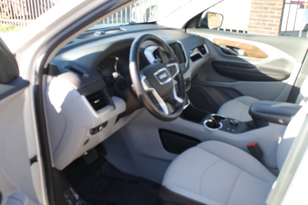 Used 2020 GMC Terrain SLE w/ Driver Convenience Package FWD image 6