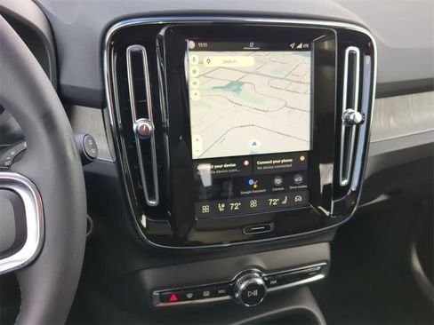 New 2026 Volvo XC40 B5 Plus w/ Protection Package Premier image 26