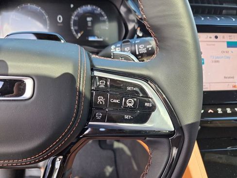 New 2026 Jeep Grand Cherokee Summit w/ Obsidian Package image 31