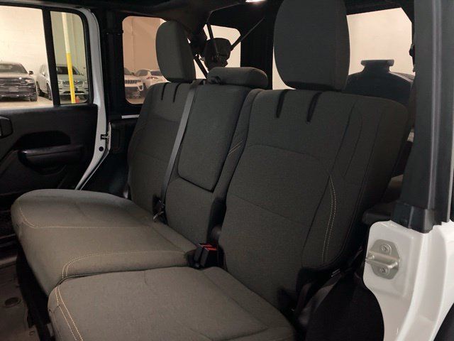 Used 2024 Jeep Wrangler Unlimited AWD/4WD image 70