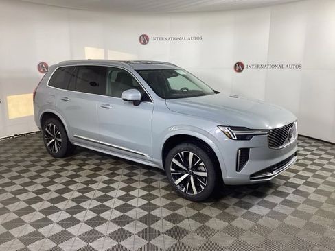 New 2026 Volvo XC90 B5 Core image 3