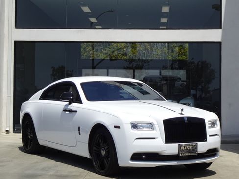 Used 2015 Rolls-Royce Wraith RWD image 10