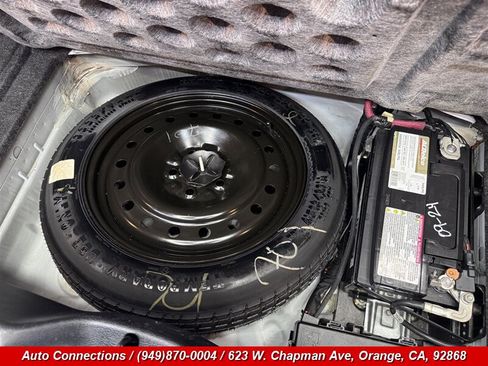 Used 2011 Dodge Charger SE RWD image 20