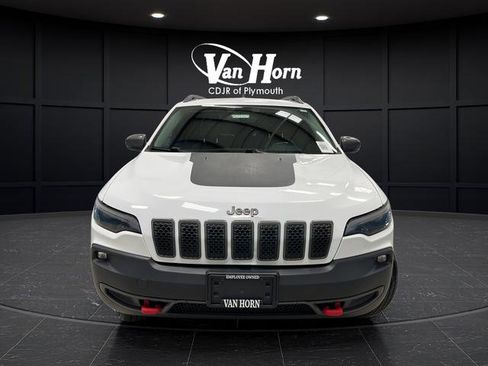 Used 2020 Jeep Cherokee Trailhawk AWD/4WD image 2