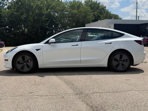 Used 2023 Tesla Model 3 Long Range AWD/4WD image 4