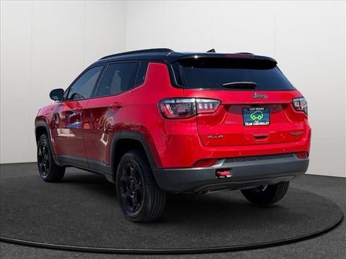 Used 2024 Jeep Compass Trailhawk AWD/4WD image 3