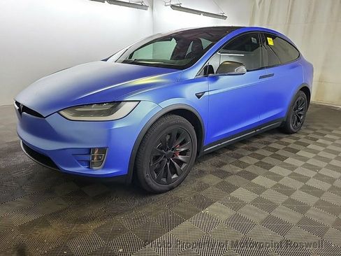 Used 2019 Tesla Model X Performance image 2