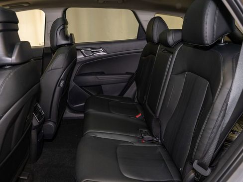 New 2026 Kia Sportage EX image 18