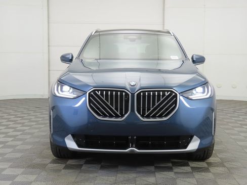 New 2026 BMW X3 xDrive30 w/ Premium Package image 2