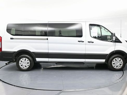Used 2023 Ford Transit 350 XLT image 8