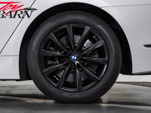 Used 2022 BMW 750i xDrive AWD/4WD image 20