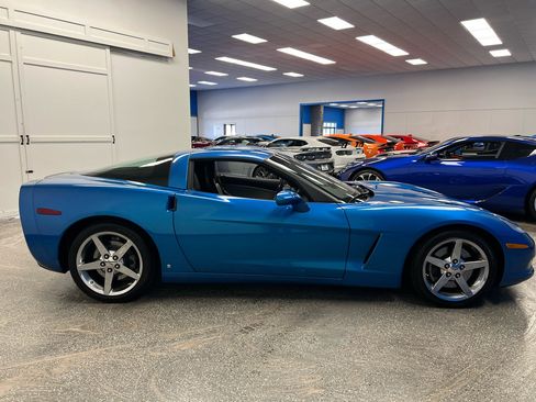 Used 2008 Chevrolet Corvette Coupe w/ Preferred Equipment Group image 43