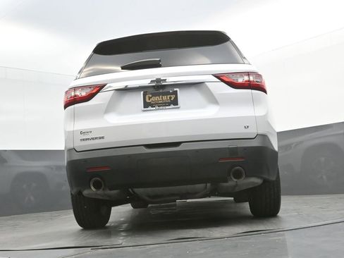 Used 2020 Chevrolet Traverse LT w/ LT Premium Package image 38